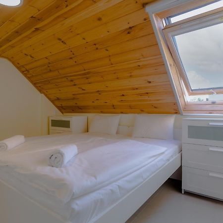 Apartament Galerius Pihenohaz By Bltn Siófok Zewnętrze zdjęcie