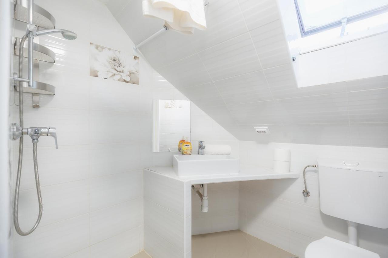 Apartament Galerius Pihenohaz By Bltn Siófok Zewnętrze zdjęcie