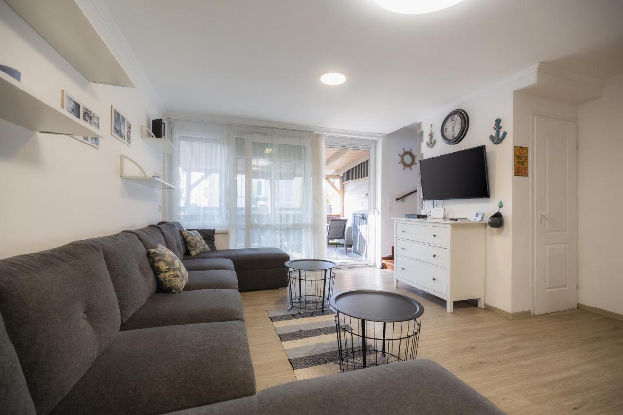 Apartament Galerius Pihenohaz By Bltn Siófok Zewnętrze zdjęcie